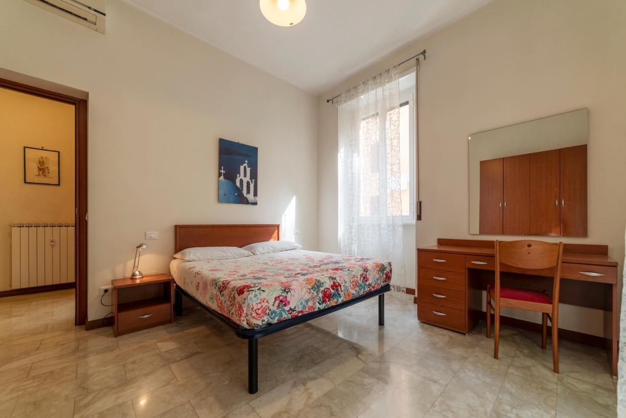 Piazza Re Di Apartment Rom